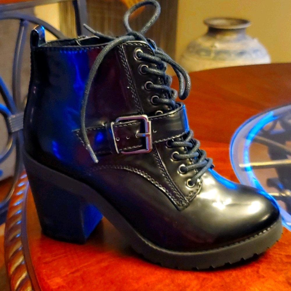 Ankle platform botties